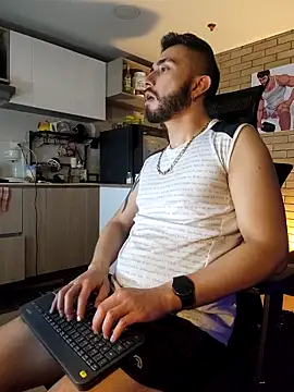 Snapshot of dave_wolf7 chatting on 12, 2, 2026 dave wolf7 online show from 12, 2, 2026