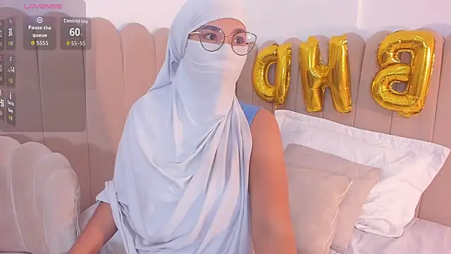  amisha online show from 17, 4, 2026