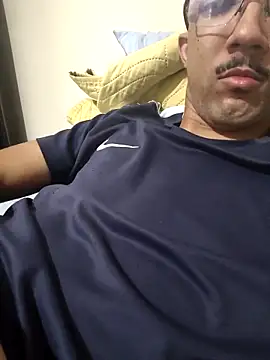 Snapshot of MOREN044 chatting on 12, 2, 2026 MOREN044 online show from 12, 2, 2026