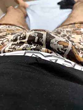 Snapshot of MOREN044 chatting on 21, 3, 2026 MOREN044 online show from 21, 3, 2026