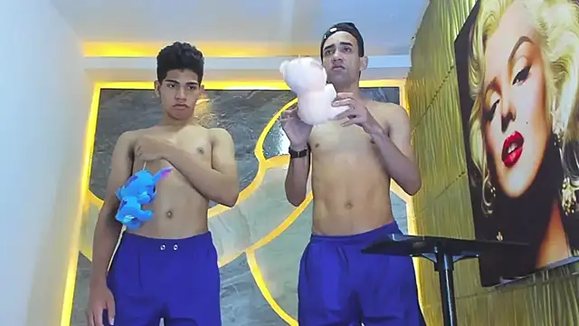 Snapshot of couplehot_sex_ chatting on 27, 2, 2026 couplehot sex online show from 27, 2, 2026