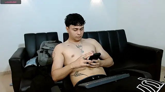 Philip Jons online show from 6, 4, 2026