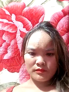 Snapshot of Luminana chatting on 2, 5, 2026 Luminana online show from 2, 5, 2026