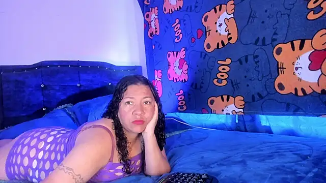 sexy diablaa online show from 15, 4, 2026