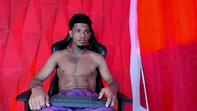 Snapshot of Nehemiaa_boy chatting on 23, 5, 2026 Nehemiaa boy online show from 23, 5, 2026