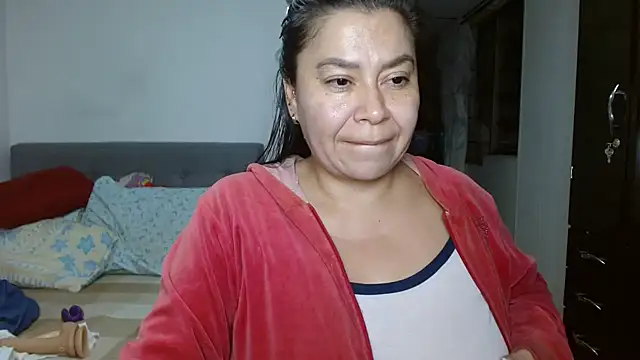 Karo sexy online show from 6, 1, 2025