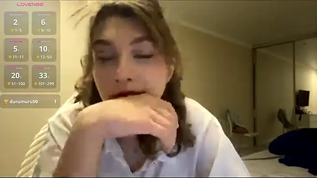 Snapshot of ElliKrovel chatting on 20, 2, 2026 ElliKrovel online show from 20, 2, 2026