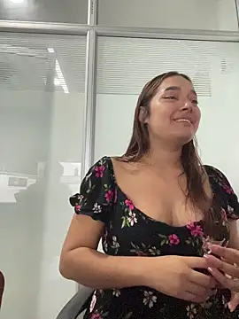 Emily Harpeer online show from 30, 3, 2026