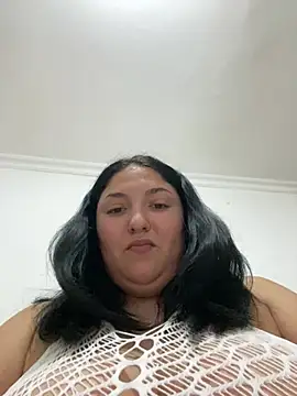 Snapshot of Amber_Sinn chatting on 19, 6, 2026 Amber Sinn online show from 19, 6, 2026