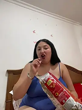Snapshot of Amber_Sinn chatting on 26, 6, 2026 Amber Sinn online show from 26, 6, 2026
