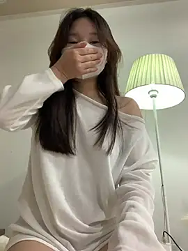 Snapshot of Rin-yiyi chatting on 19, 2, 2026 Rin-yiyi online show from 19, 2, 2026