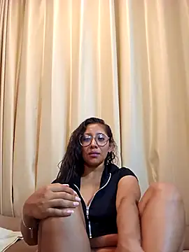 Camila Lopez1 online show from 11, 2, 2026