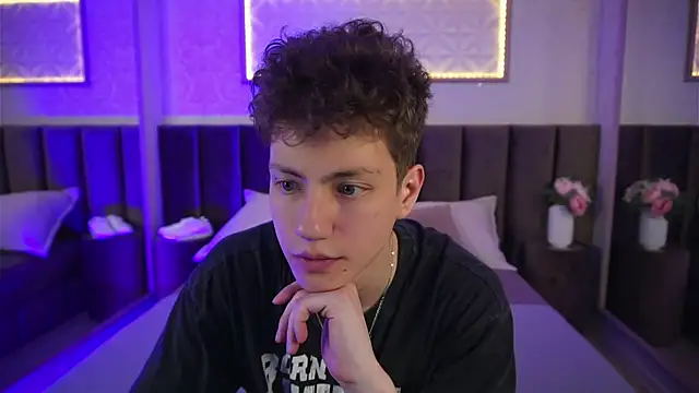 Snapshot of StefanBev chatting on 26, 3, 2026 StefanBev online show from 26, 3, 2026