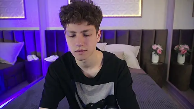 Snapshot of StefanBev chatting on 10, 4, 2026 StefanBev online show from 10, 4, 2026