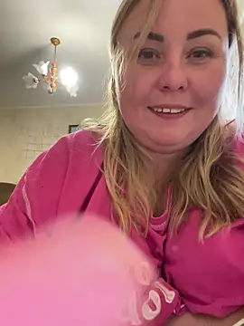 Snapshot of Mommy-girl-Lola chatting on 29, 5, 2026 Mommy-girl-Lola online show from 29, 5, 2026
