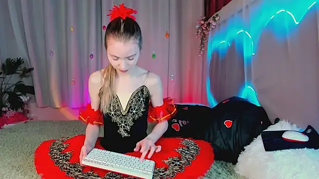 lada2k4 online show from 14, 4, 2026