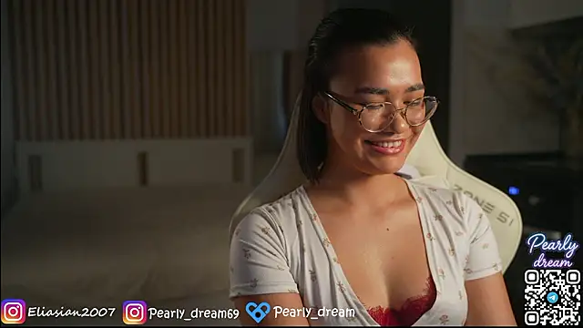 Snapshot of Eliasian chatting on 15, 3, 2026 Eliasian online show from 15, 3, 2026