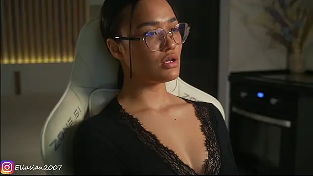 Snapshot of Eliasian chatting on 31, 3, 2026 Eliasian online show from 31, 3, 2026