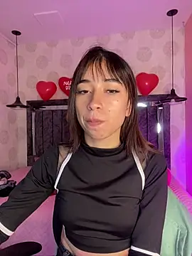 Snapshot of alahia_pink chatting on 24, 2, 2026 alahia pink online show from 24, 2, 2026