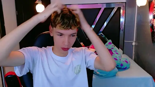 Snapshot of Liam_Green1 chatting on 1, 3, 2026 Liam Green1 online show from 1, 3, 2026