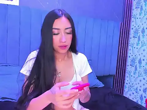 TiffanyDream8 online show from 9, 4, 2026