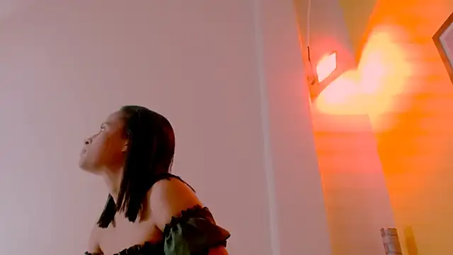 sexiempoderada18 online show from 28, 3, 2026