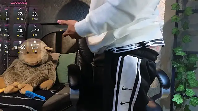 ItsZairen online show from 8, 3, 2026