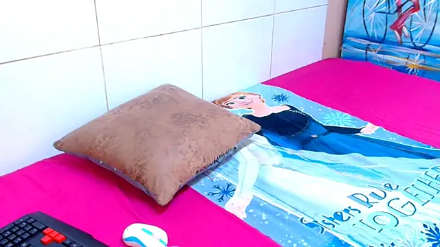 Snapshot of BubblyIvyxxx chatting on 27, 3, 2026 BubblyIvyxxx online show from 27, 3, 2026