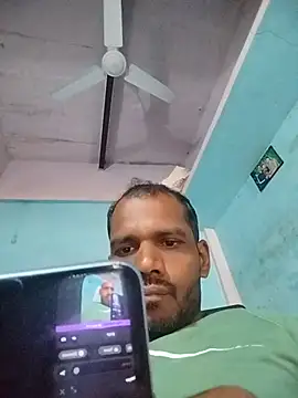 Snapshot of Daddyishere_19 chatting on 28, 2, 2026 Daddyishere 19 online show from 28, 2, 2026