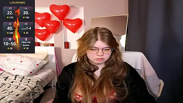 Snapshot of AminaBloom chatting on 11, 2, 2026 AminaBloom online show from 11, 2, 2026