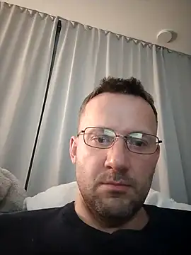 defaktor online show from 5, 4, 2026