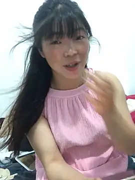 cuty lusy online show from 17, 5, 2026
