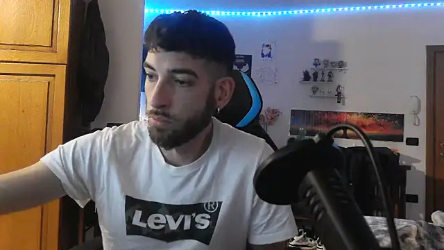 Snapshot of maestroboris95 chatting on 7, 2, 2026 maestroboris95 online show from 7, 2, 2026