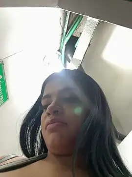 Alessia Gold online show from 9, 4, 2026