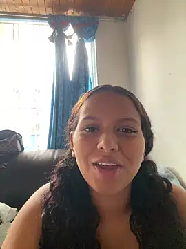 Luna white1 online show from 9, 3, 2026