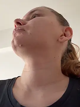 AlessiaandJay online show from 18, 4, 2026