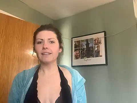 Snapshot of karmenkayekay chatting on 9, 2, 2026 karmenkayekay online show from 9, 2, 2026