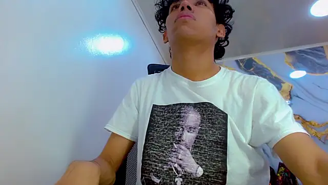 Snapshot of DaviidBuckx_ chatting on 21, 2, 2026 DaviidBuckx online show from 21, 2, 2026