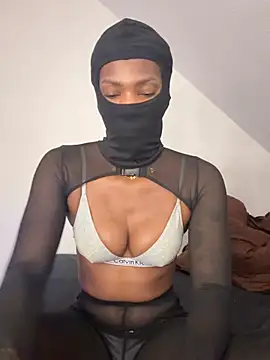 KiaraAmara online show from 16, 2, 2026