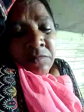 Snapshot of Loomaraj chatting on 27, 2, 2026 Loomaraj online show from 27, 2, 2026