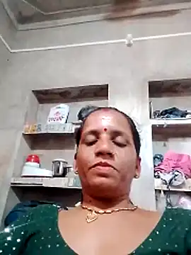 Snapshot of Anitarakkoli chatting on 21, 5, 2026 Anitarakkoli online show from 21, 5, 2026