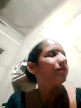 Snapshot of Anitarakkoli chatting on 22, 5, 2026 Anitarakkoli online show from 22, 5, 2026