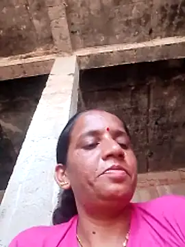 Snapshot of Anitarakkoli chatting on 10, 6, 2026 Anitarakkoli online show from 10, 6, 2026