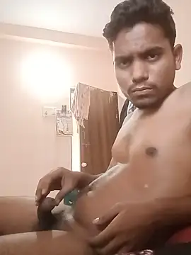 Snapshot of maharashtra_boy_mh19 chatting on 17, 5, 2026 maharashtra boy mh19 online show from 17, 5, 2026
