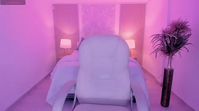 karol priston online show from 16, 4, 2026