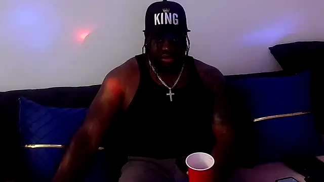 Snapshot of darkstallion7 chatting on 25, 4, 2026 darkstallion7 online show from 25, 4, 2026