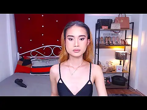 Snapshot of JuicyCockThea chatting on 15, 2, 2026 JuicyCockThea online show from 15, 2, 2026