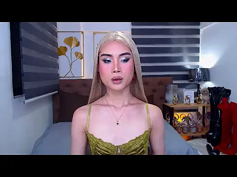 Snapshot of JuicyCockThea chatting on 26, 5, 2026 JuicyCockThea online show from 26, 5, 2026