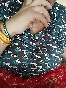 Snapshot of Simran_008 chatting on 4, 7, 2026 Simran 008 online show from 4, 7, 2026