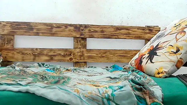 Snapshot of elfaty chatting on 10, 4, 2026 elfaty online show from 10, 4, 2026